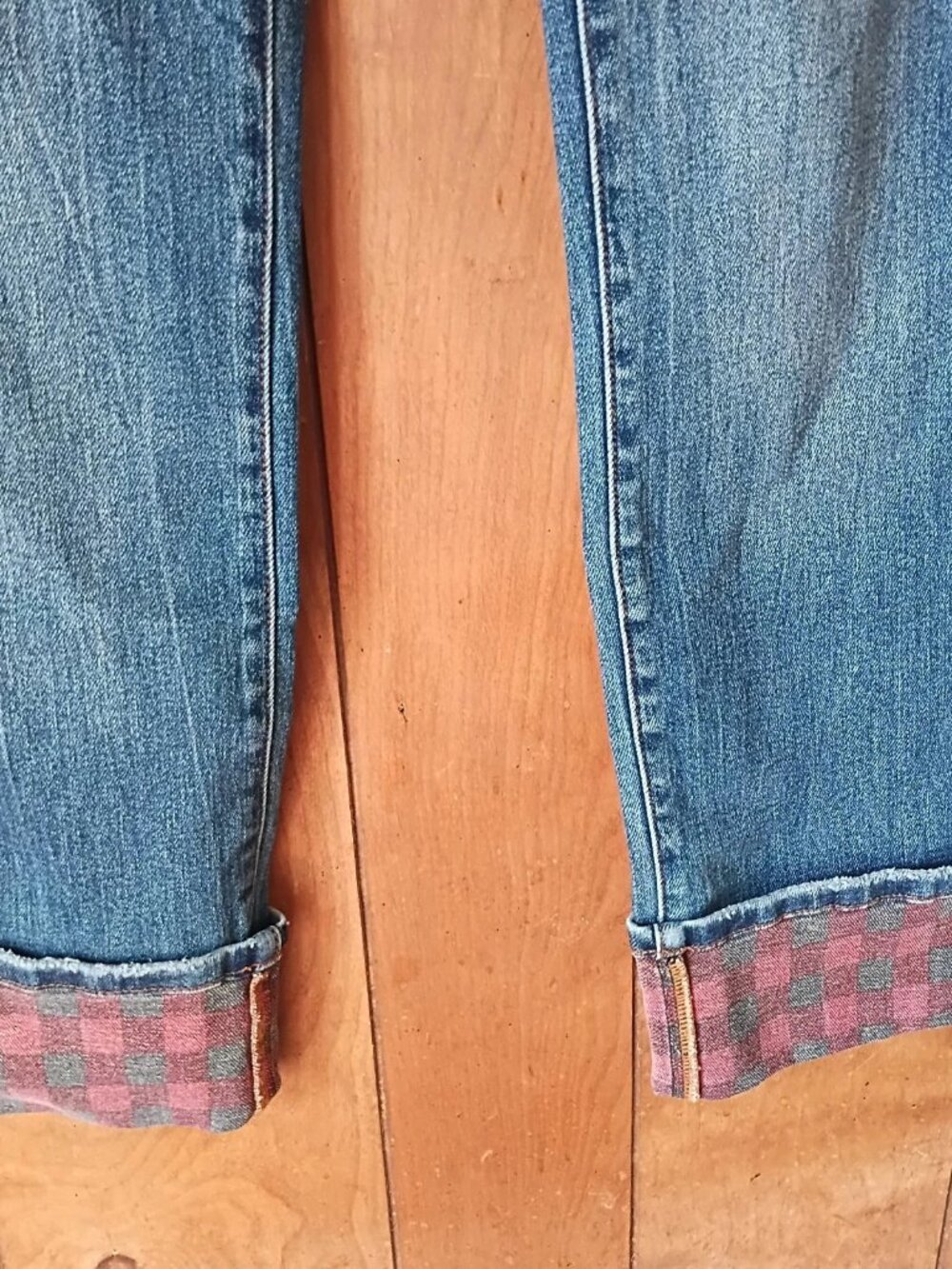 Judy Blue High Waist Jeans Size 1/25 NWT Plaid Cuff Boutique Denim - Picture 3 of 8
